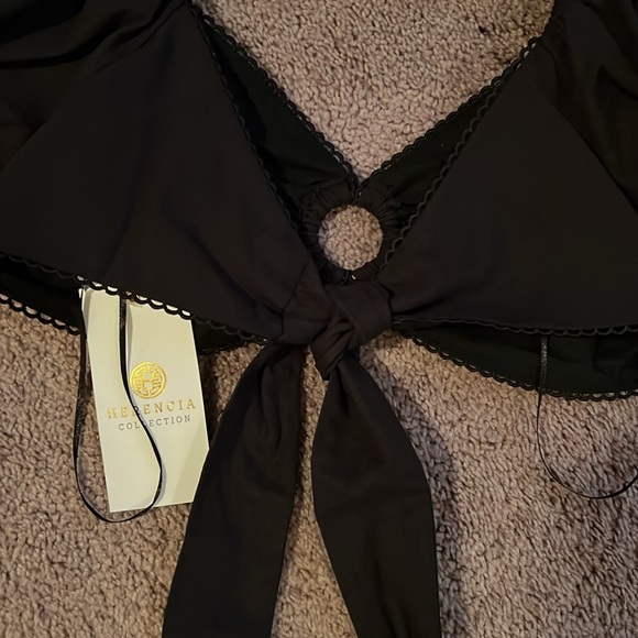 Abeja Miope Tie Top - Picture 5 of 7